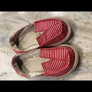 Sanuk Slip Ons